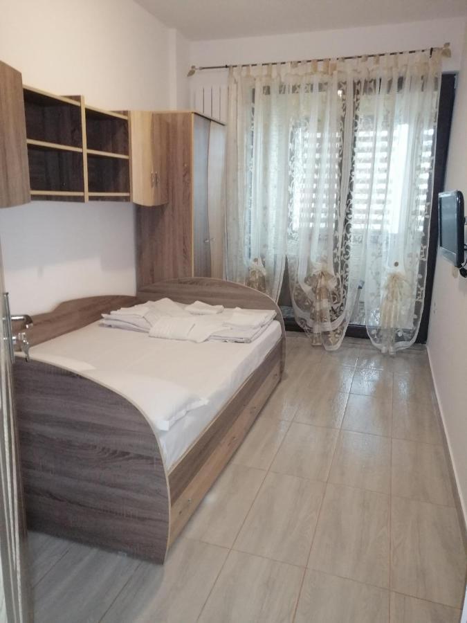 Adina Apartment นาโวดาริ ภายนอก รูปภาพ