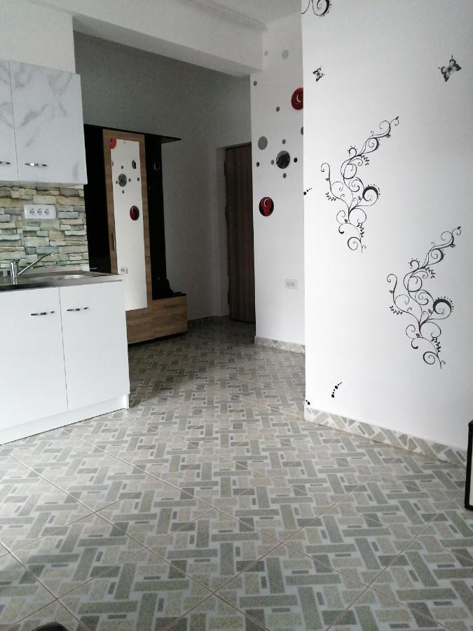 Adina Apartment นาโวดาริ ภายนอก รูปภาพ